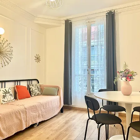 Elegant Sleep 5 In Alasseur Near Eiffel Tower 파리