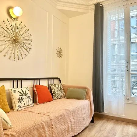 Elegant Sleep 5 In Alasseur Near Eiffel Tower Apartment